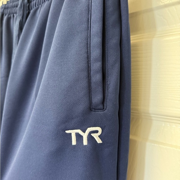 TYR Always in Front Men's Navy Sweatpants Size M - Picture 3 of 9